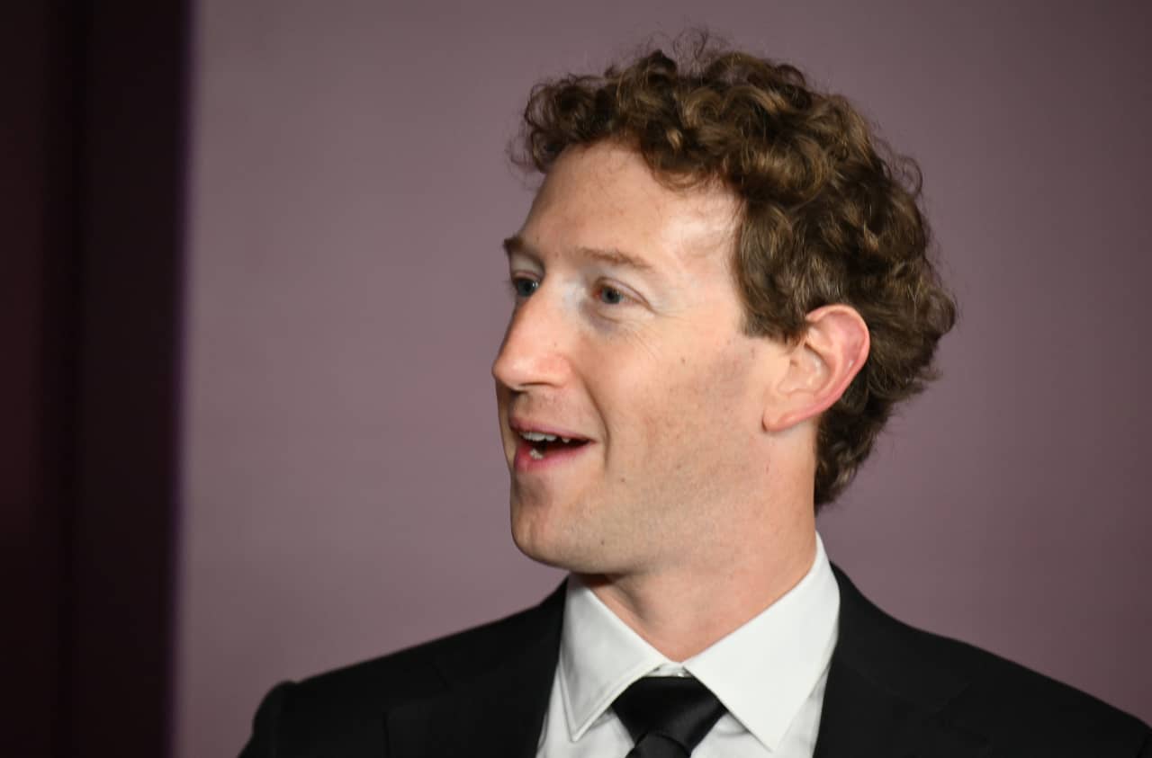 This wonky maneuver kept Mark Zuckerberg from fleeing a California billionaire tax — MarketWatch, São Paulo Real Estate news