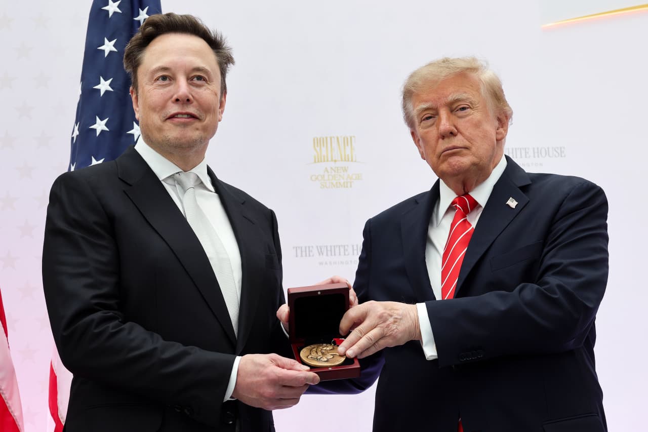 Elon Musk promised a SpaceX share to every kid in America — don’t hold your breath — MarketWatch, São Paulo Schools news
