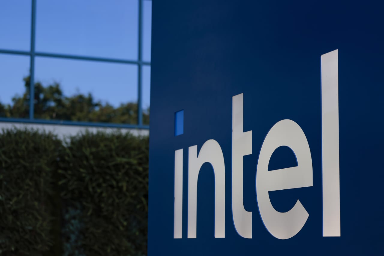 Why a former Intel skeptic is giving up his negative call on the stock after four years — MarketWatch, São Paulo Business news