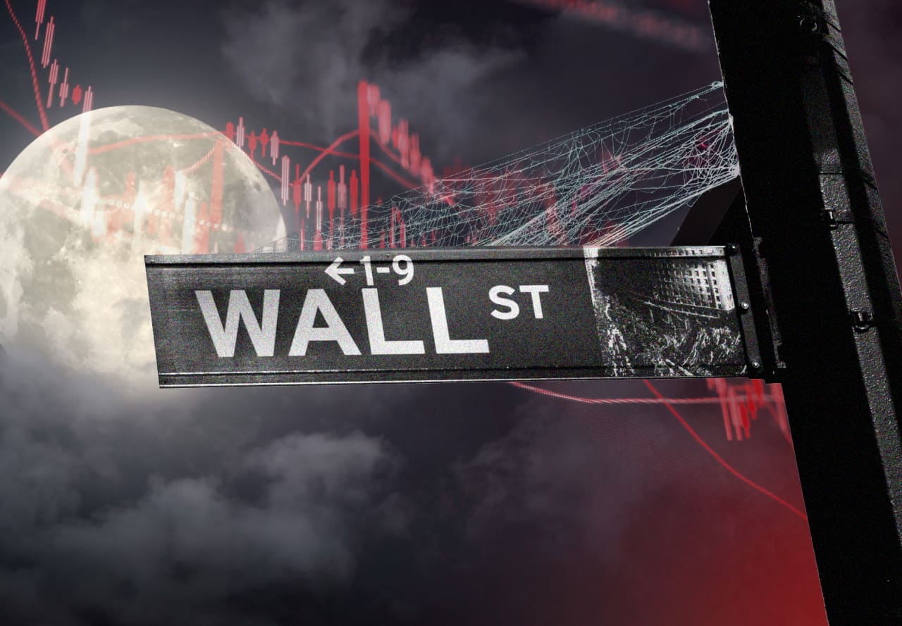 Amazon’s and Intel’s stocks are set to plunge. But Wall Street’s October winners may surprise you. — MarketWatch